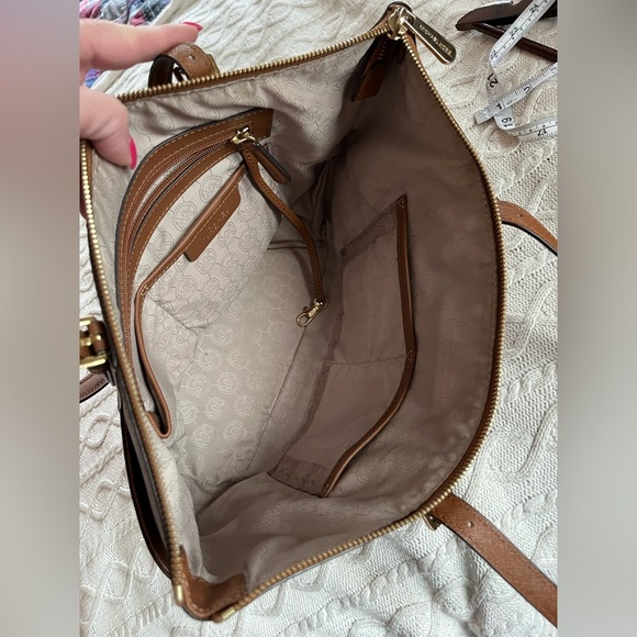 Michael Kors Brown Leather Shoulder Bag Like New - Picture 2 of 13